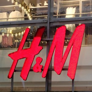 H&M Nasıl Okunur?