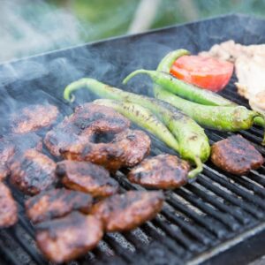 Tel ve döküm mangal ızgarası temizleme yöntemleri